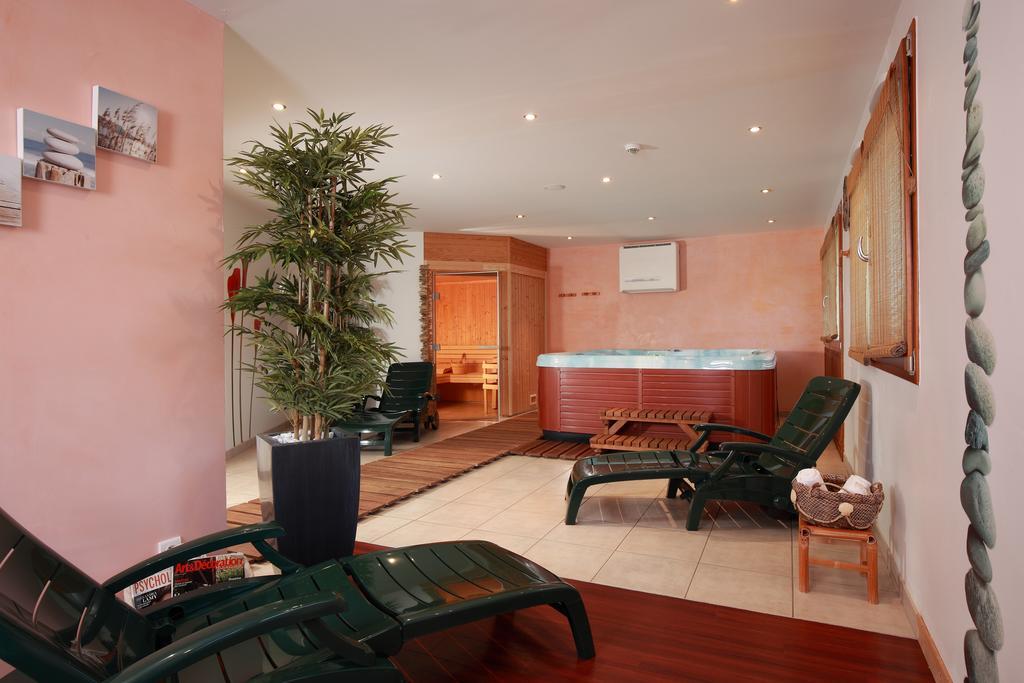 לה ולטה Logis Hotel Le Vetine מראה חיצוני תמונה