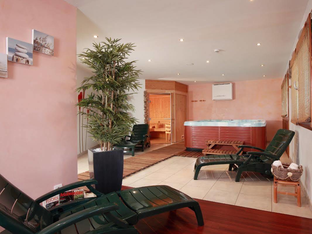 לה ולטה Logis Hotel Le Vetine מראה חיצוני תמונה